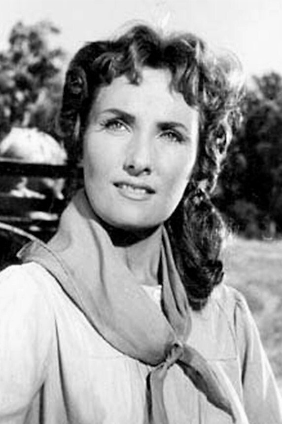 Silvia Legrand backdrop