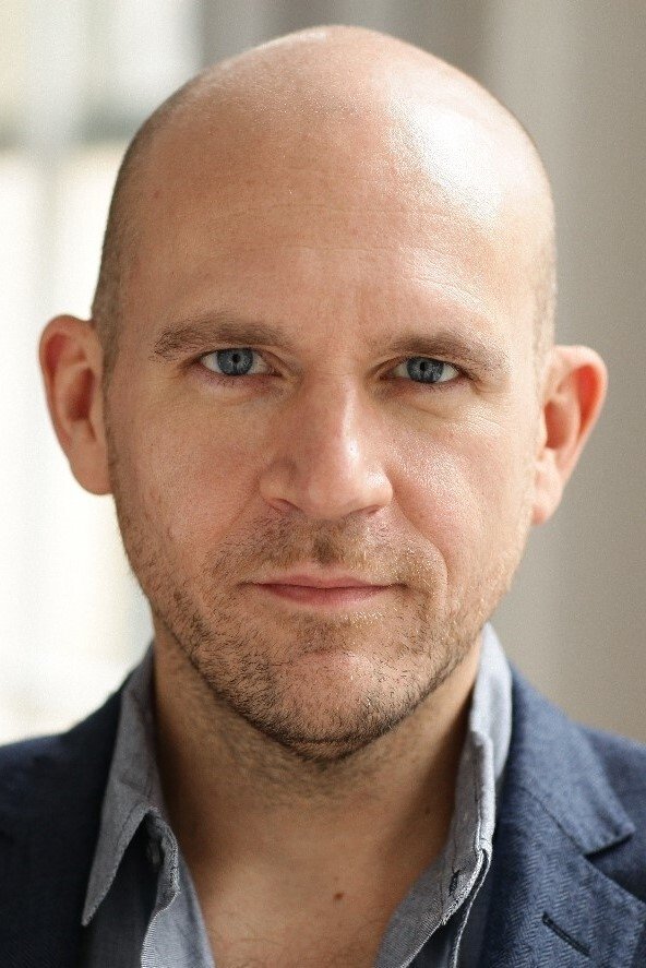 Matthew McCurdy backdrop