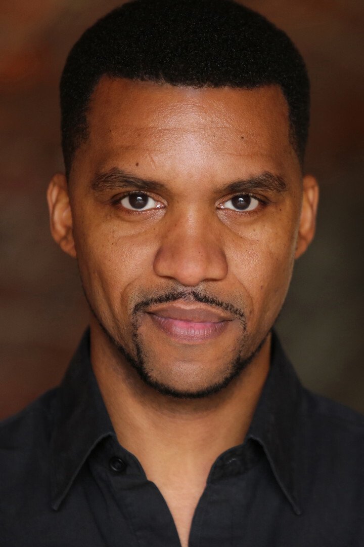 DeLance Minefee backdrop