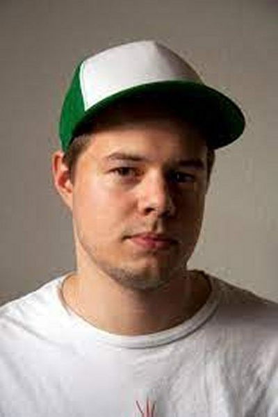 Lars Drost Hundebøll backdrop