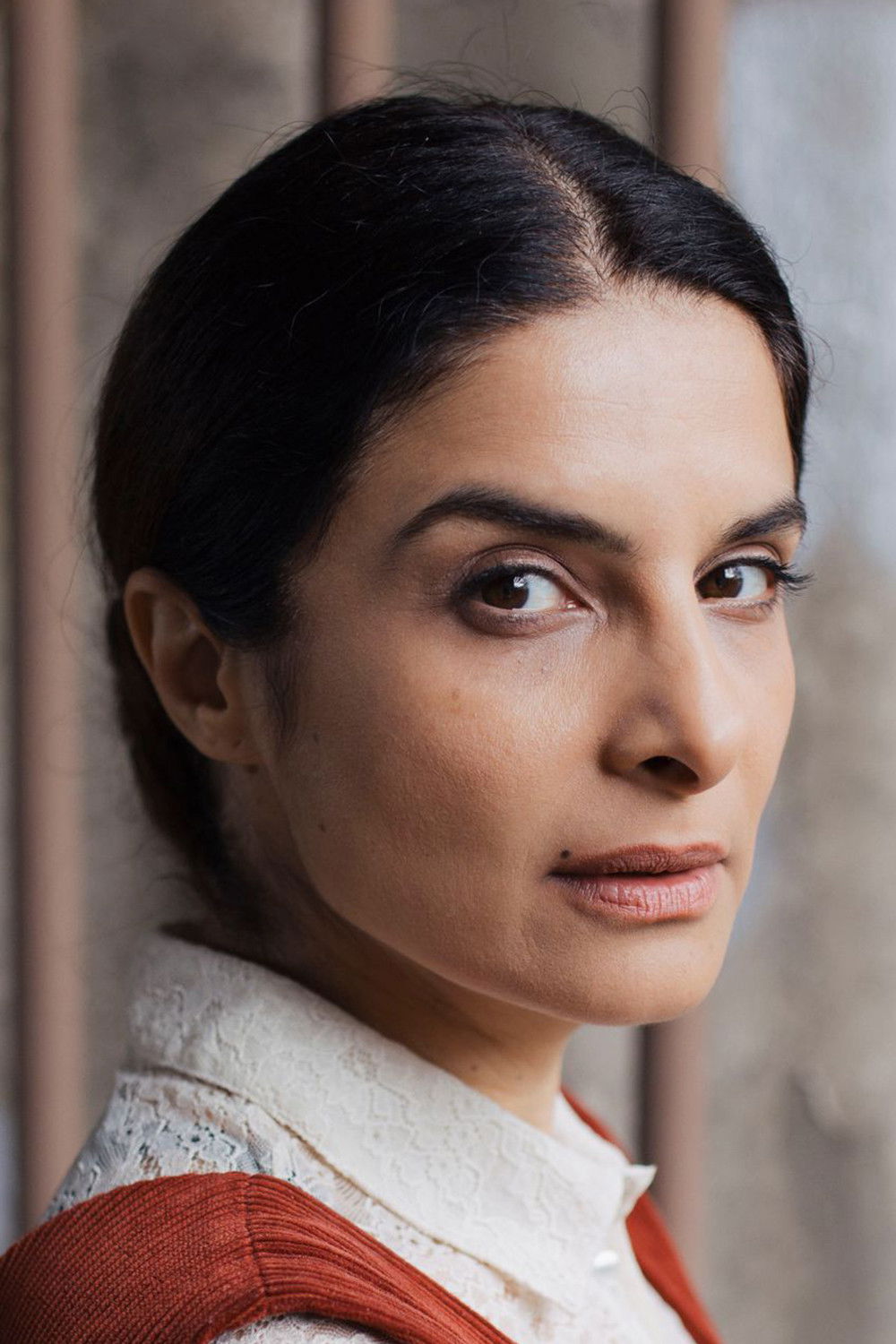 Sarah Sandeh backdrop