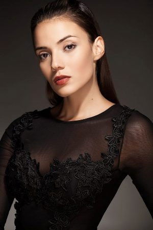 Jennifer Arenas backdrop