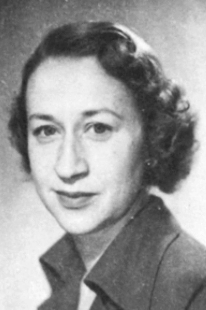 Ninni Elliott backdrop