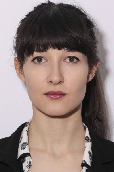 Simona Dimkovska backdrop