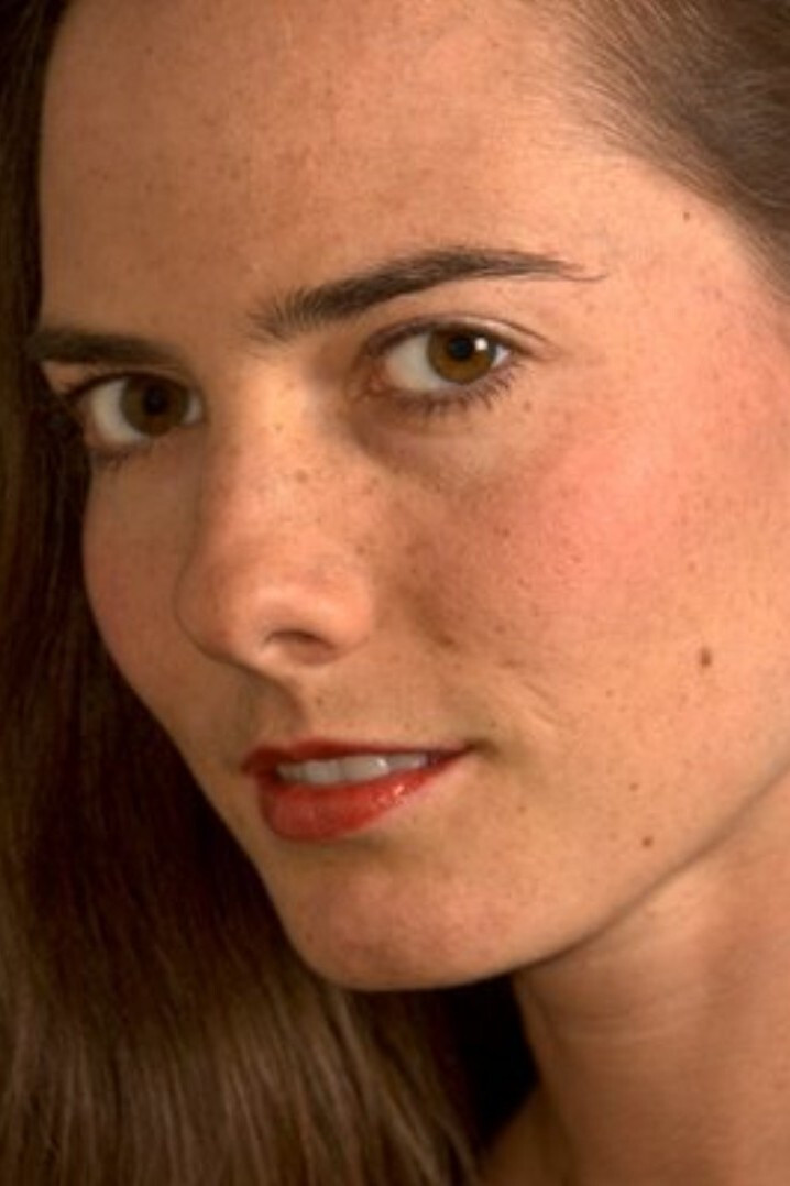 Veronique Deseve backdrop