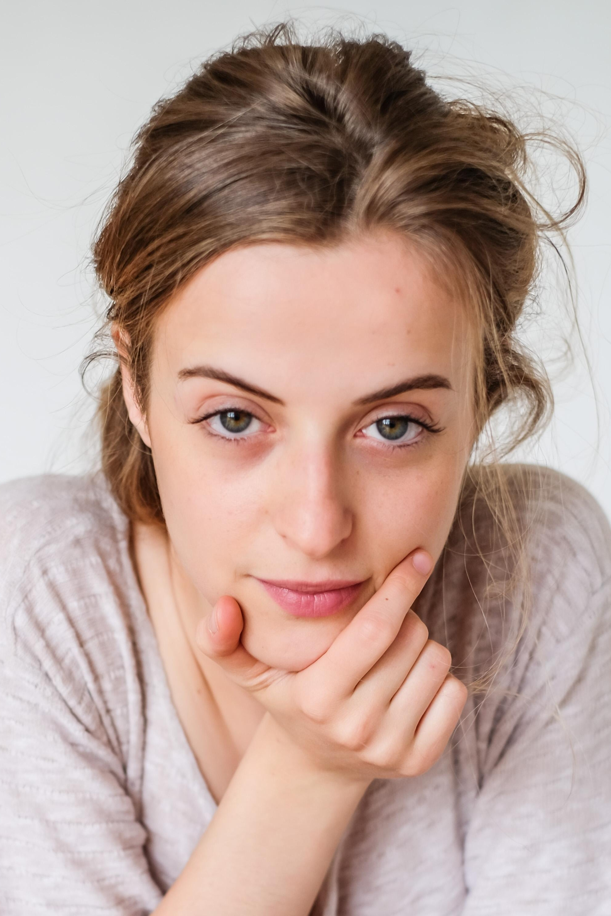 Astrid Casali backdrop