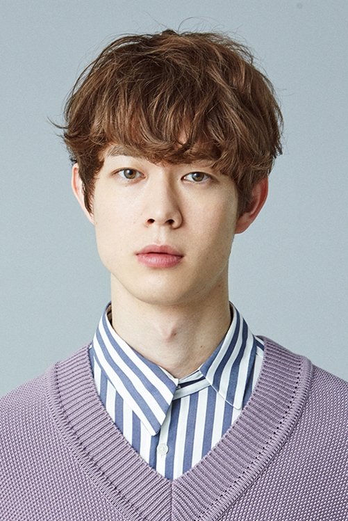 Hio Miyazawa backdrop