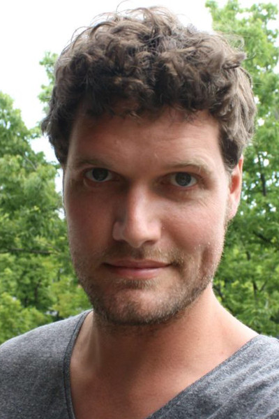 Martin Laroche backdrop