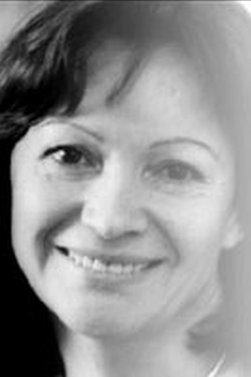 Jolán Árvai backdrop