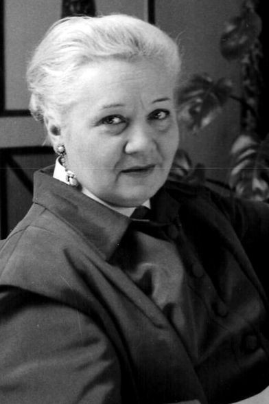 Solange Sicard backdrop