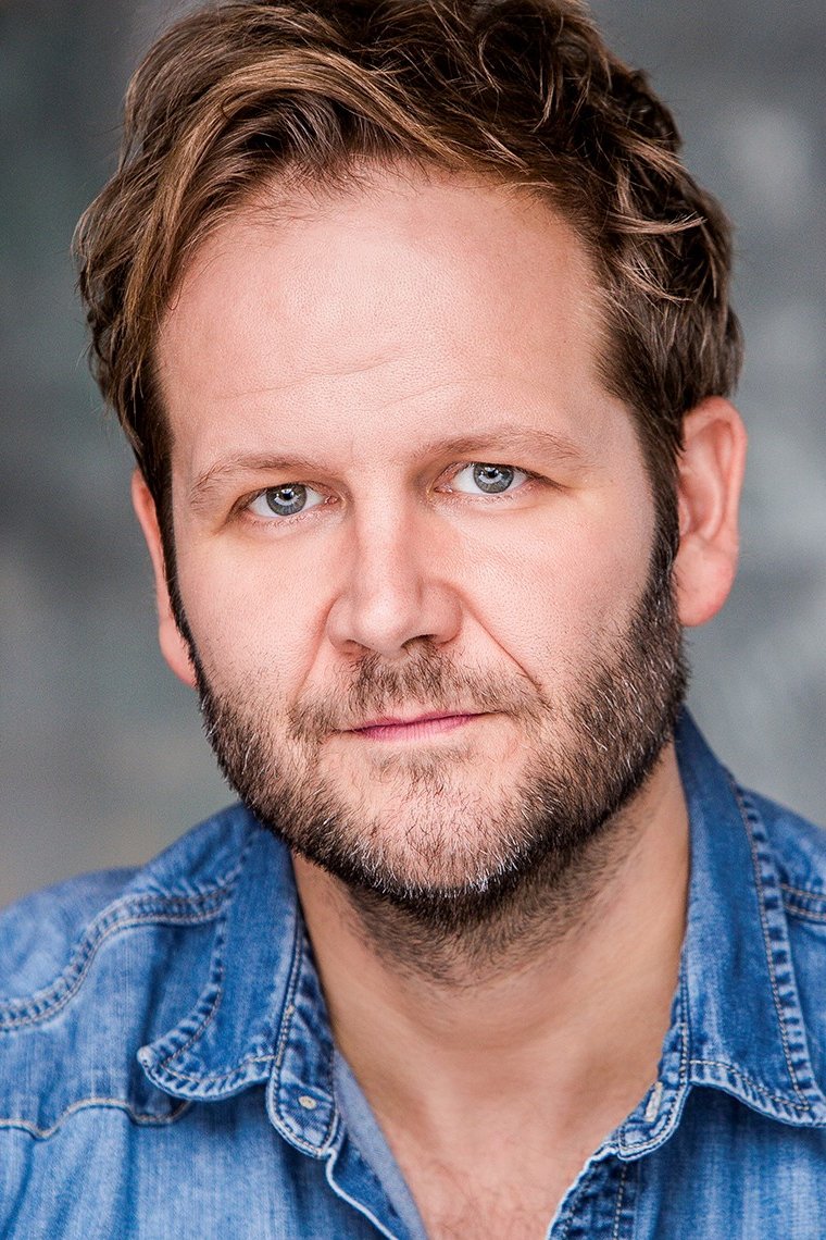 Evan Buliung backdrop