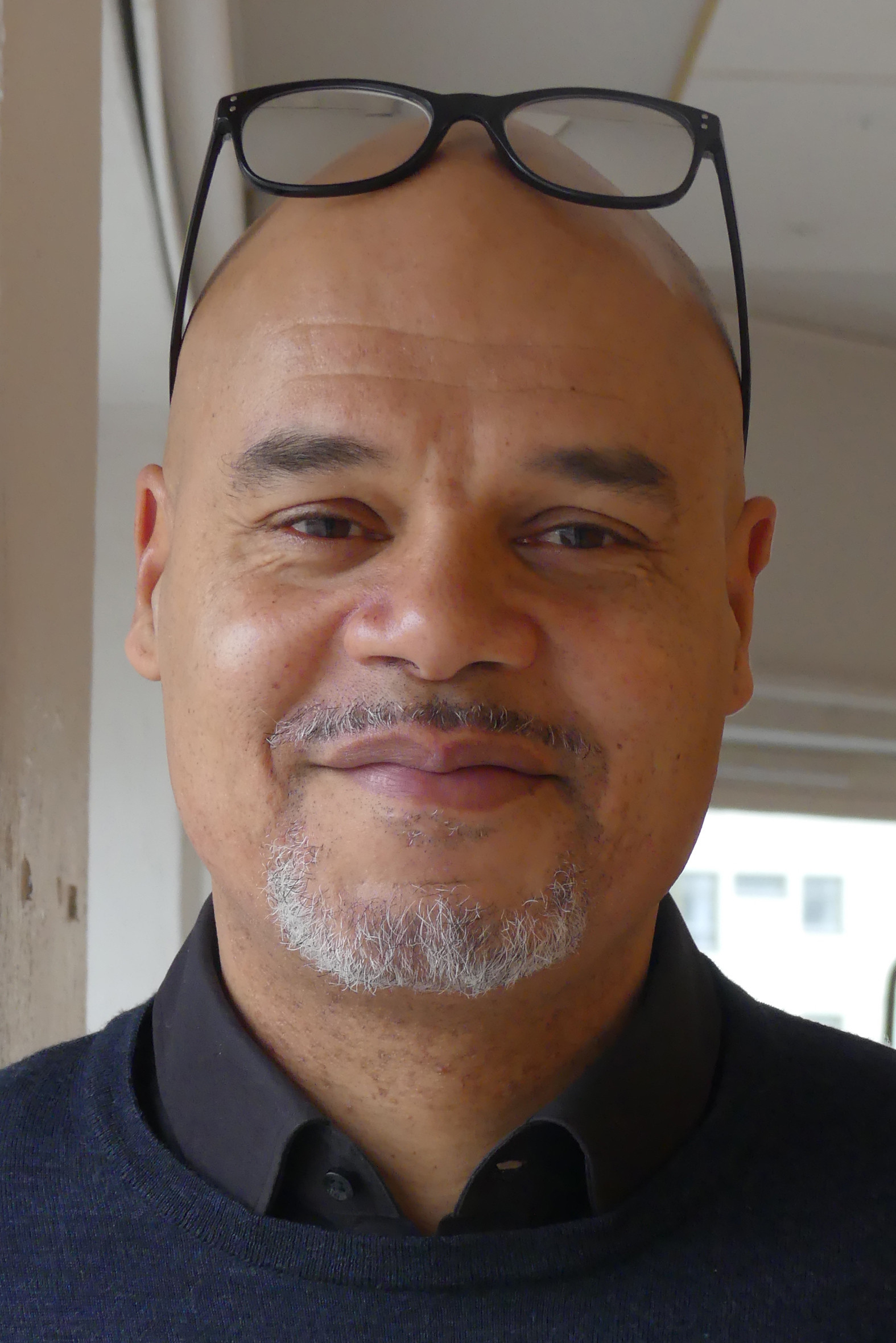 Stephen Uhlander backdrop