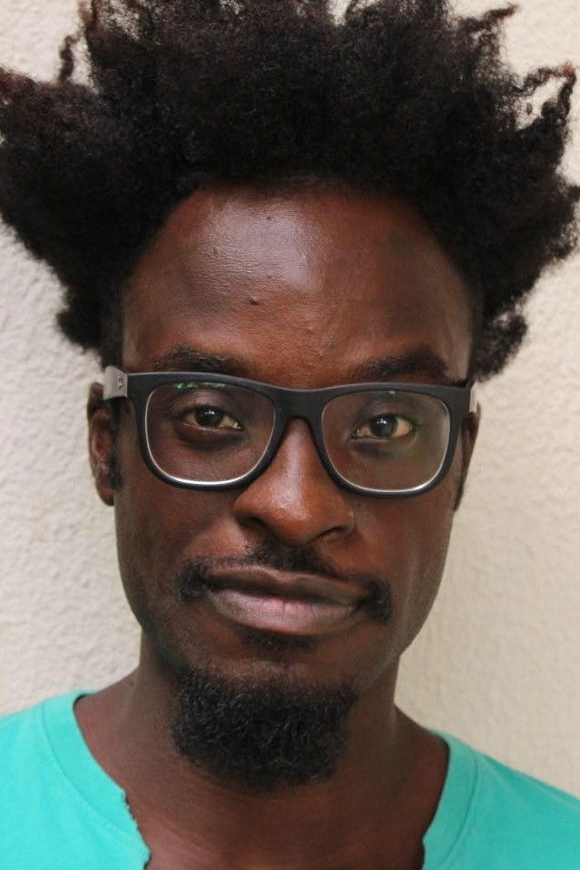 Júlio Silvério backdrop