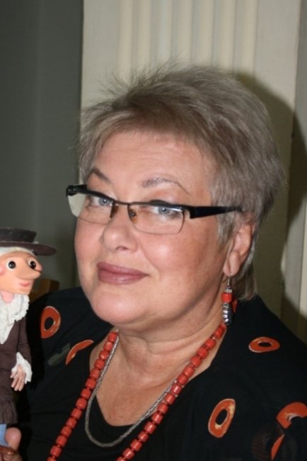 Nataliya Dabizha backdrop