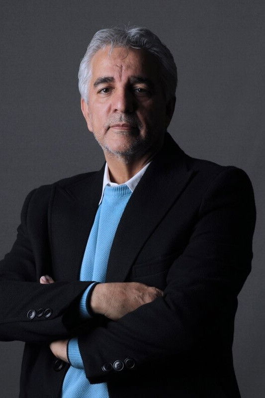 Mehdi Faraji backdrop