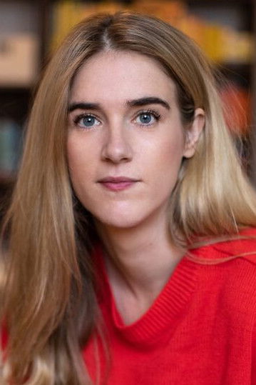 Katjana Gerz backdrop