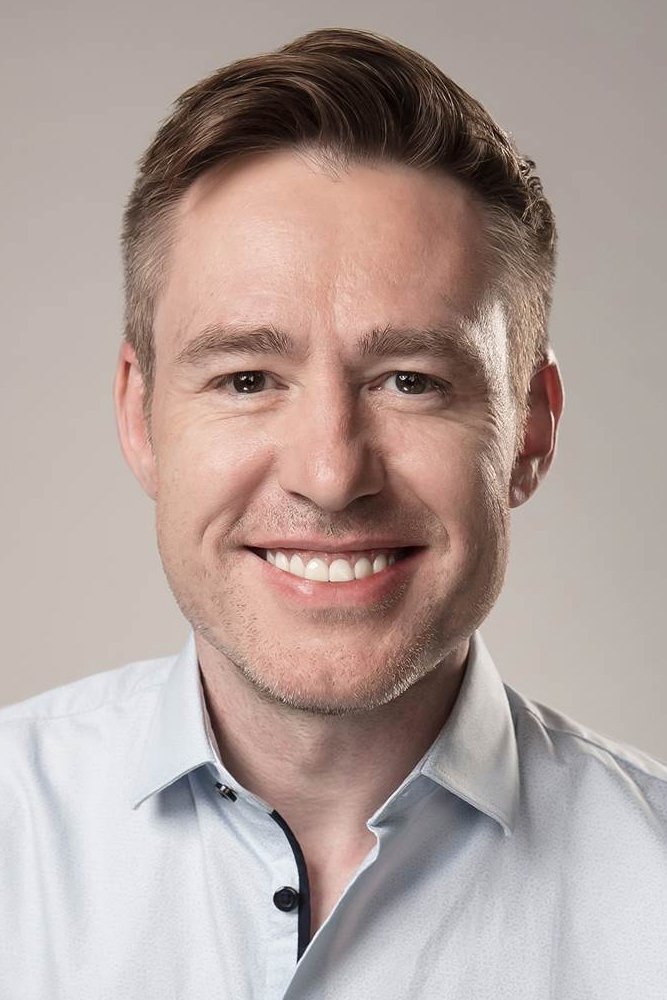 Gavin Crawford backdrop