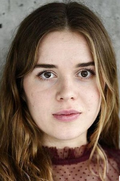 Laura Kjær backdrop