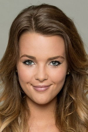 Rebeka Kárpáti backdrop