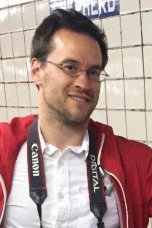 Michael Bartolomeo backdrop