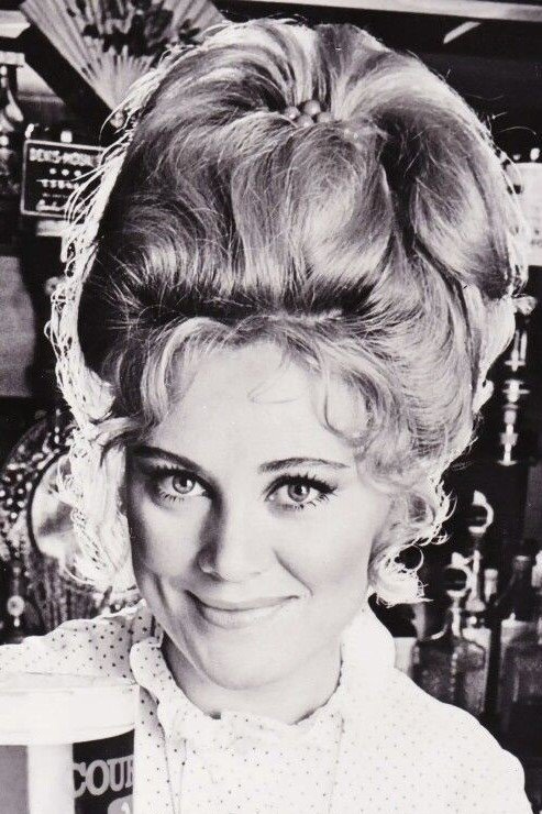 Andrea Lawrence backdrop