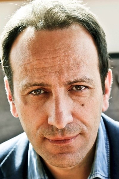 Bruno Tramice backdrop