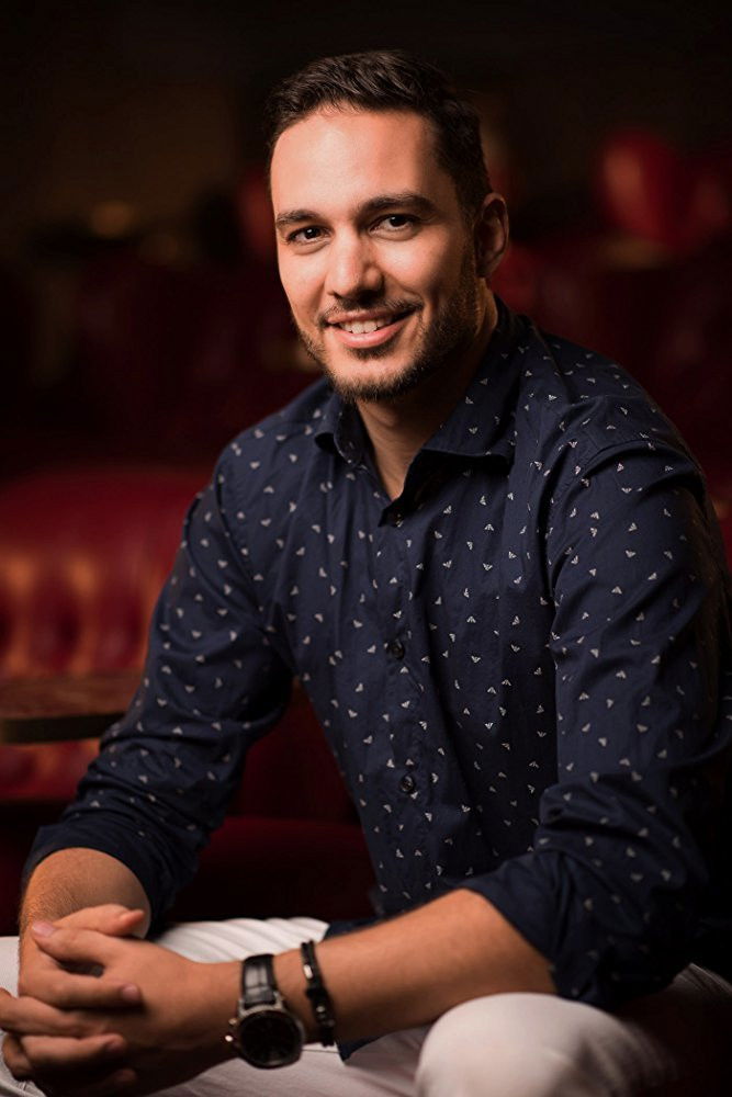 Thomas Pagel backdrop