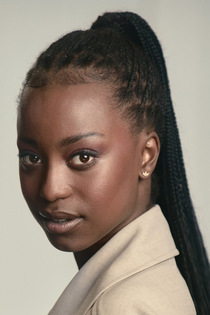 Jennifer Heylen backdrop