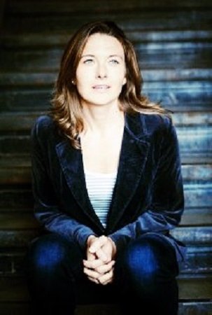 Elly Jaresko backdrop