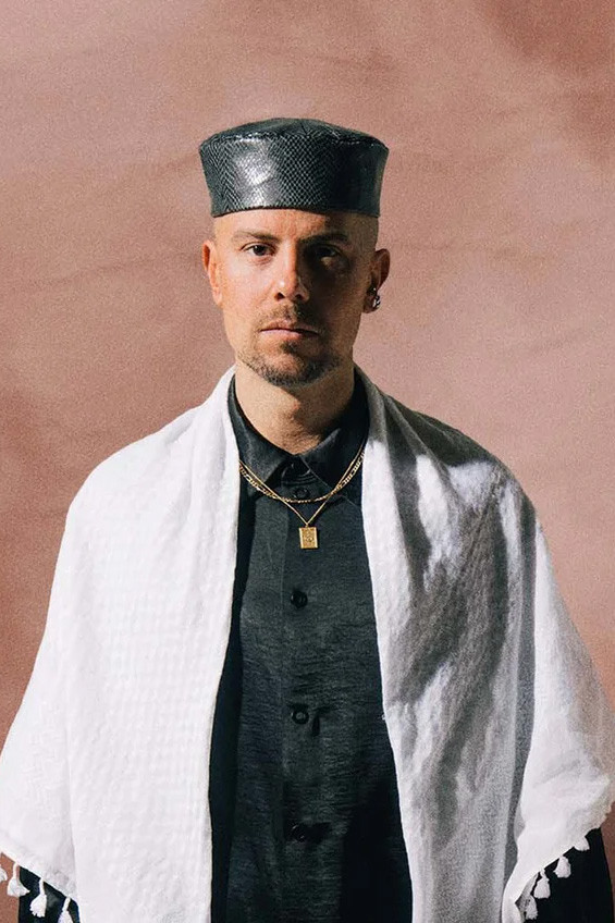 Magdi Omar Ytreeie Abdelmaguid backdrop