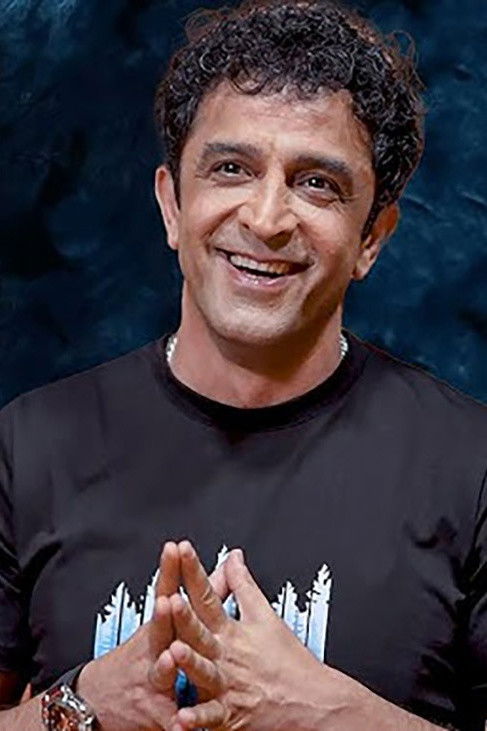 Majid Yaser backdrop