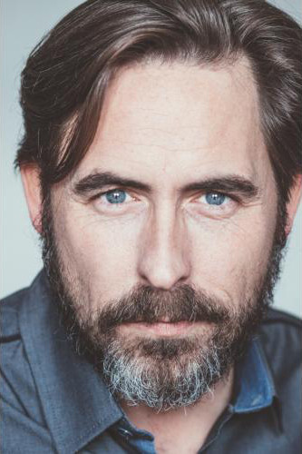 Patrick Renaud backdrop