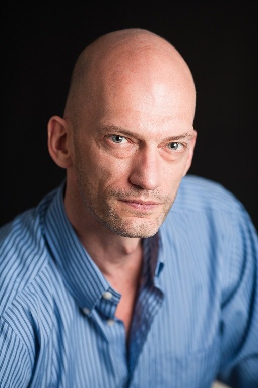 Fedor Steer backdrop