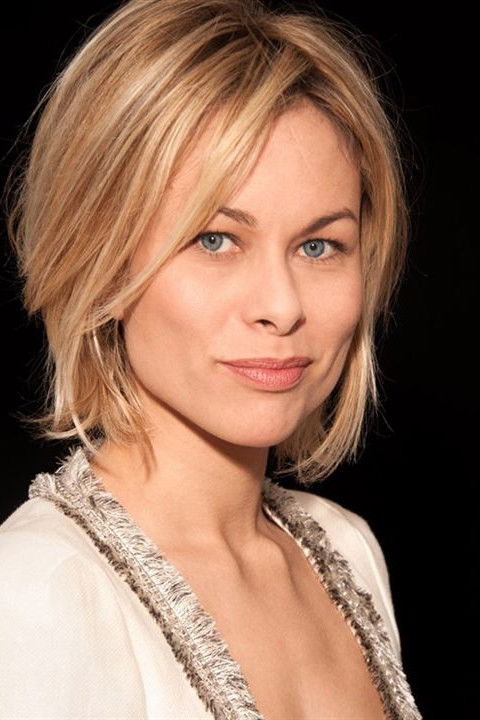 Caroline Burgues backdrop