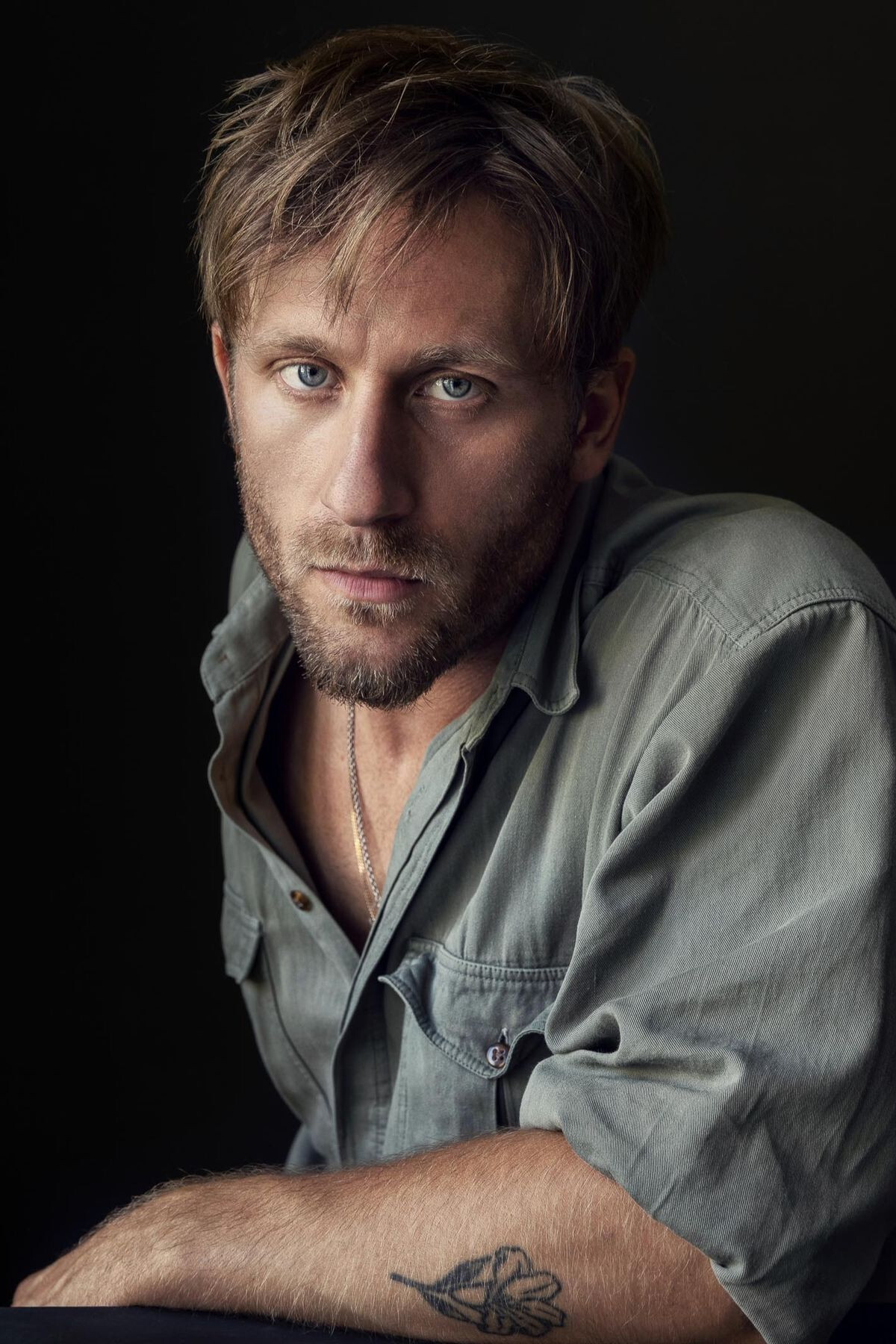 Merlin Leonhardt backdrop