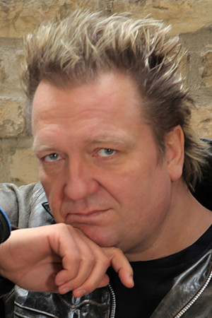 Igors Linga backdrop