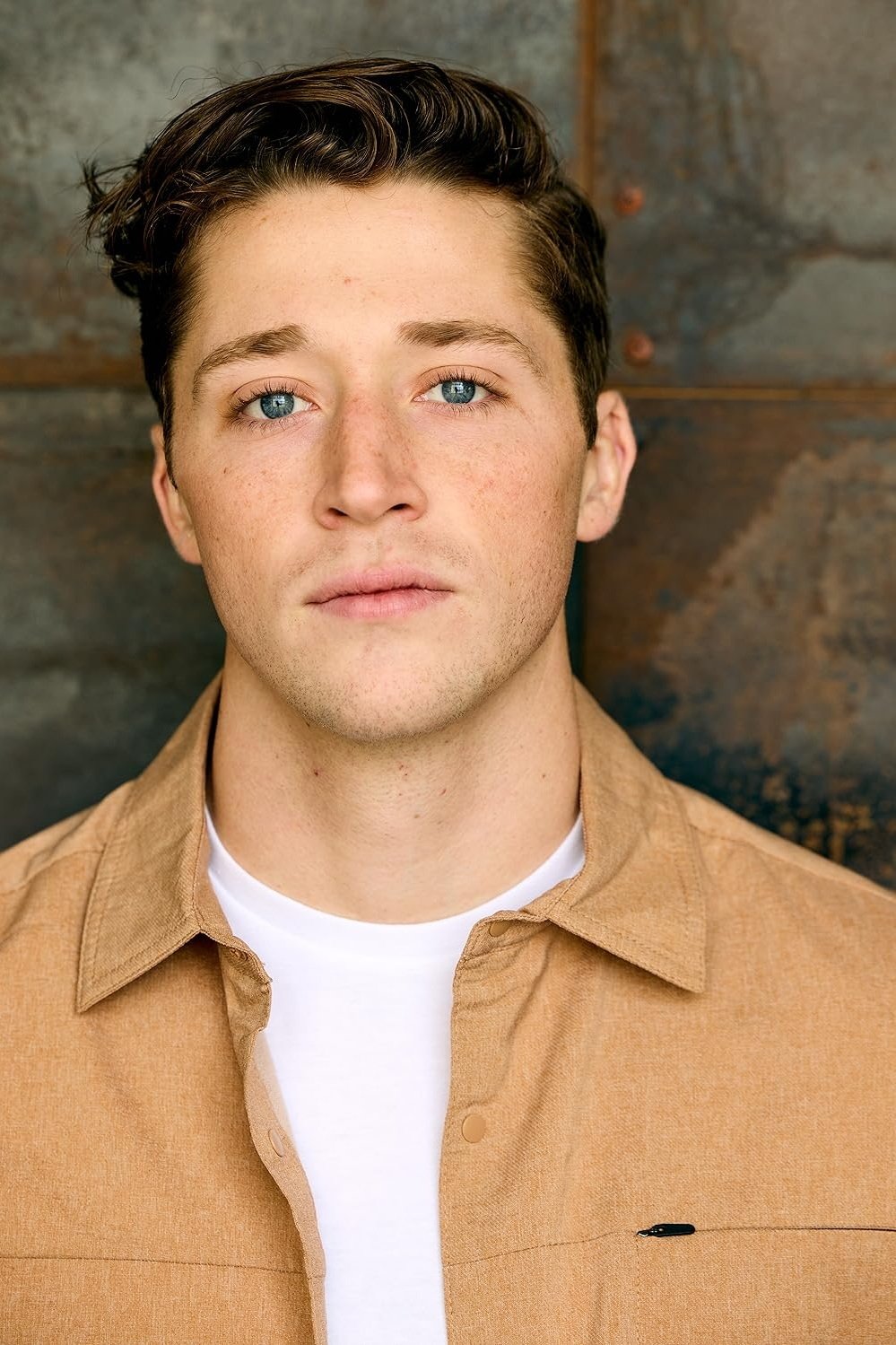 Avery Bagenstos backdrop