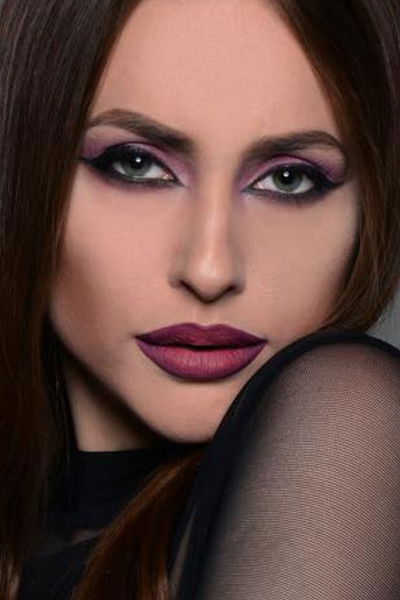 Alyssa Lee Lewis backdrop