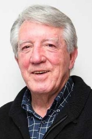 José Augusto backdrop