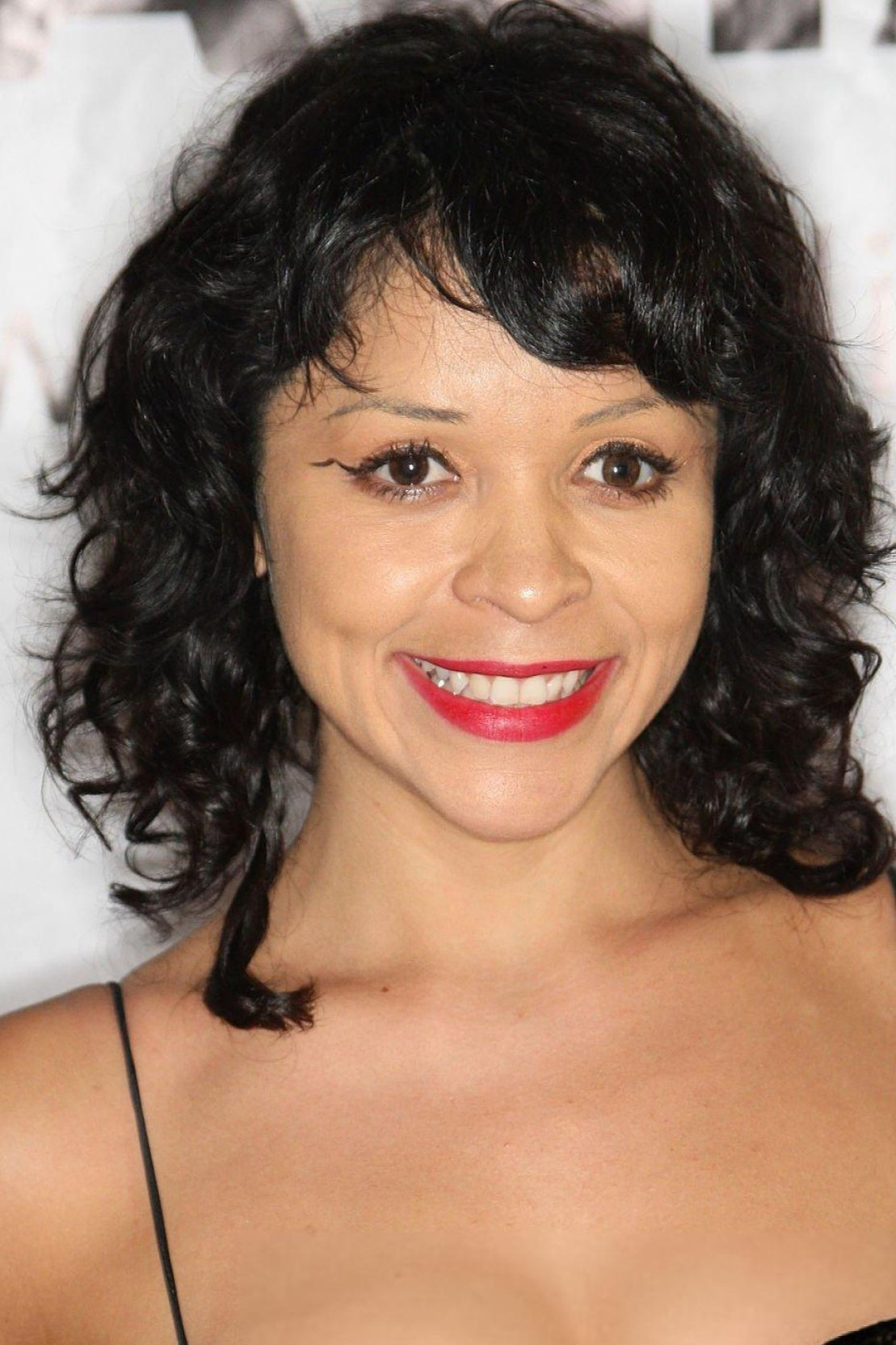 Francesca Galeas backdrop