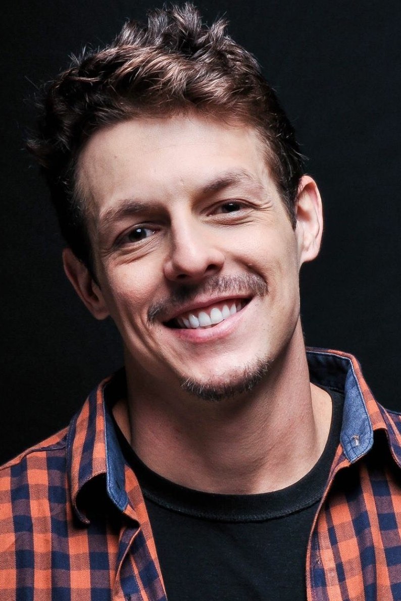 Rafael Medrado backdrop