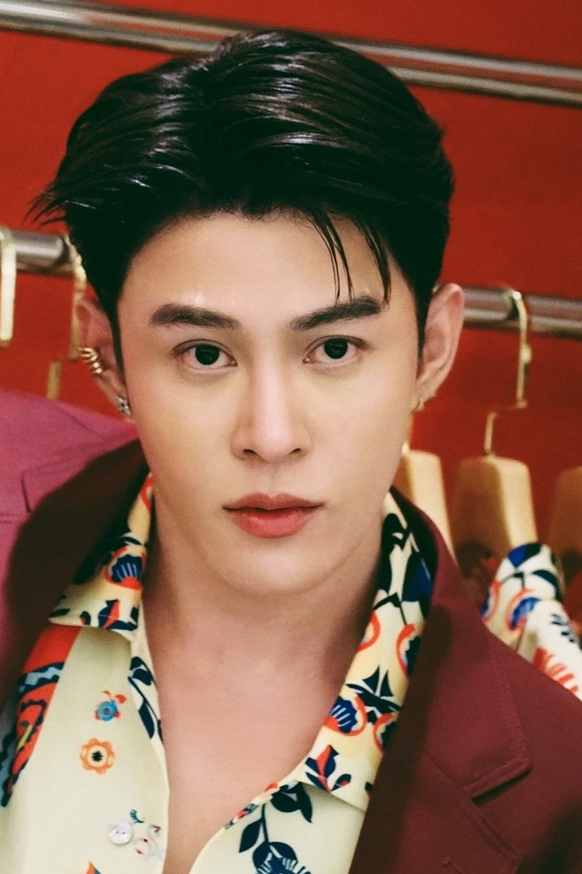 Pranapong Khaisang backdrop