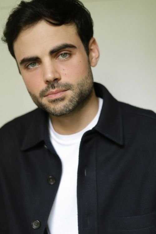 Thomas Brazete backdrop