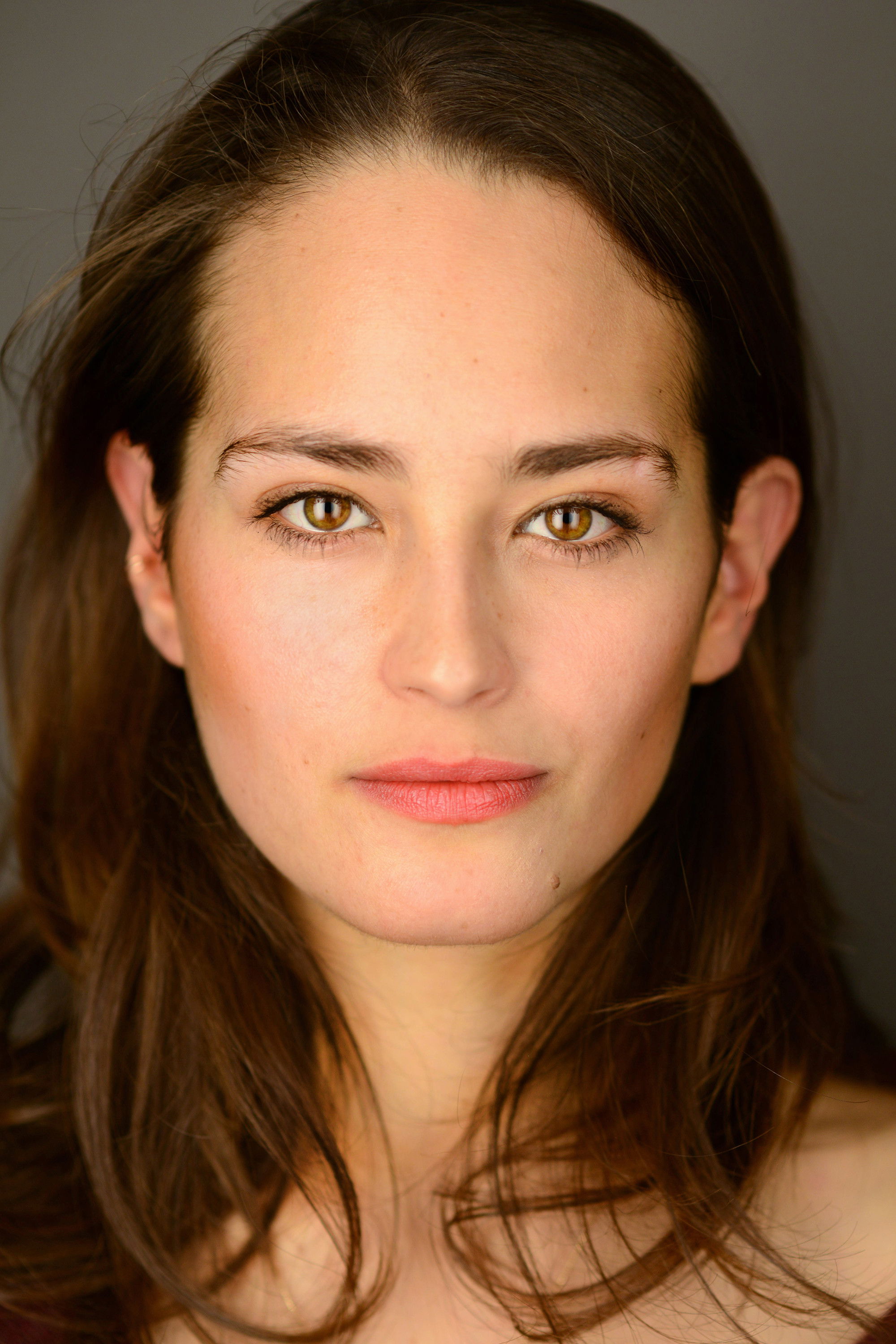 Raye Levine backdrop