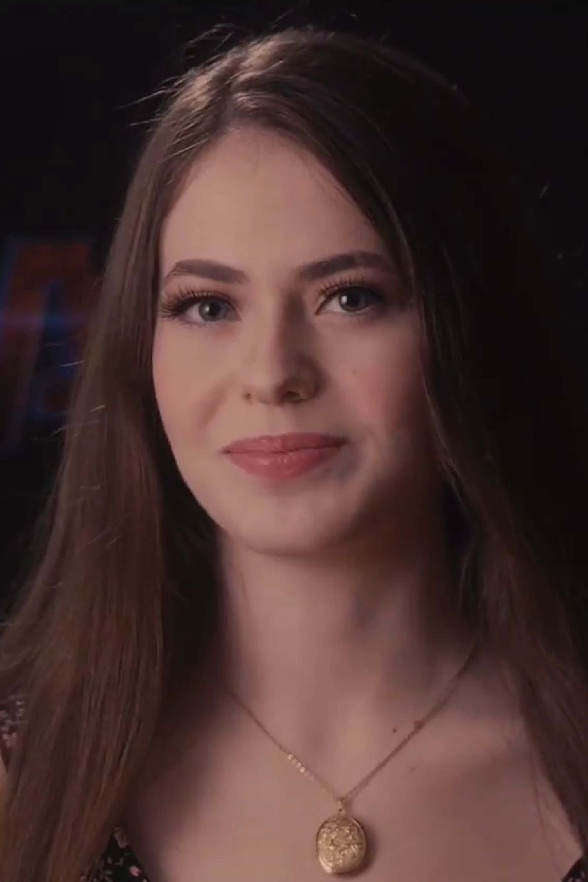 Liana Pirraglia backdrop