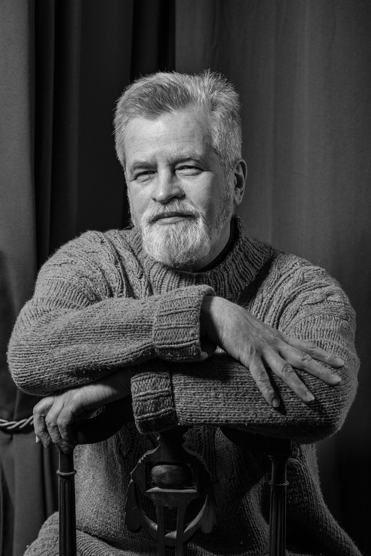 Sergey Lando backdrop