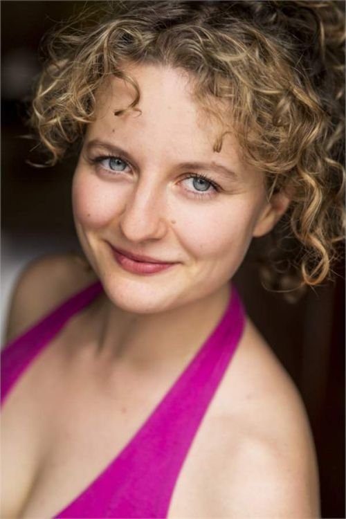 Ella Hope-Higginson backdrop