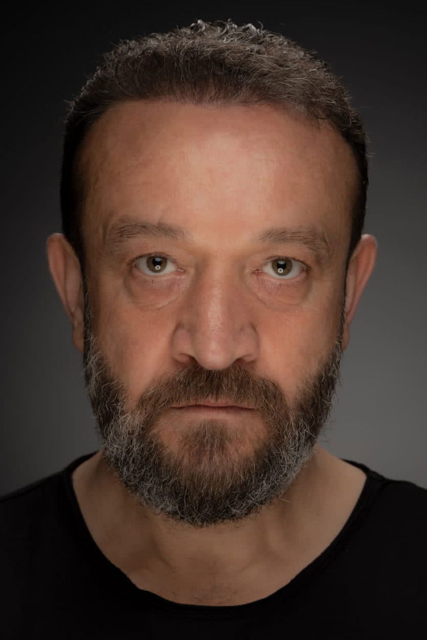 Şener Savaş backdrop