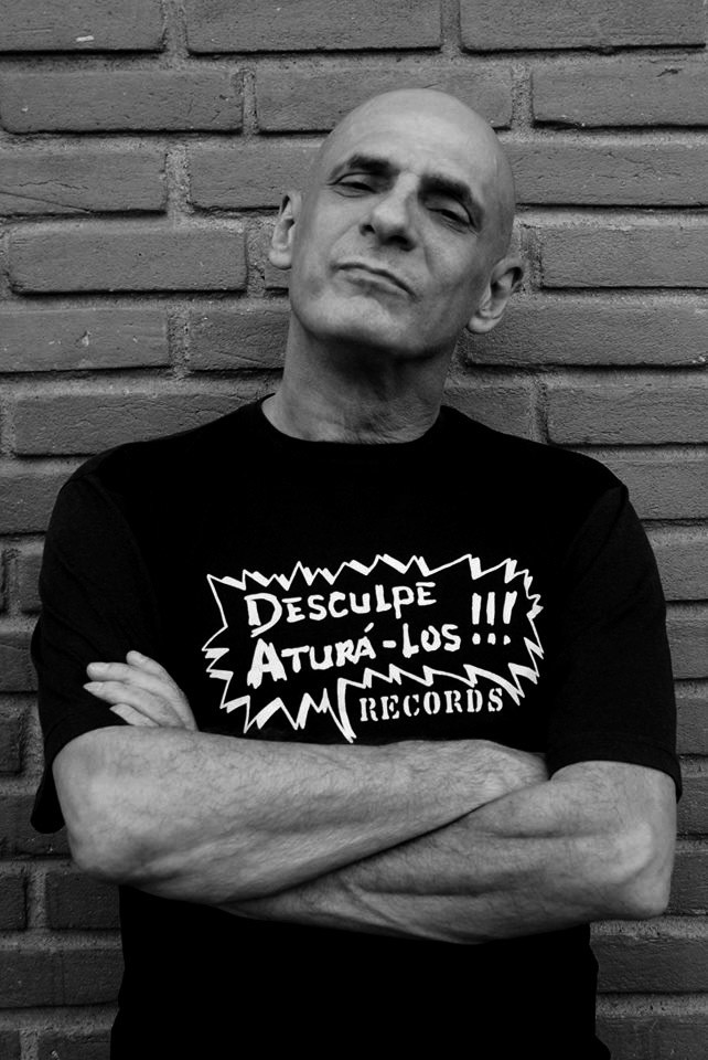 Ariel Uliana Jr. backdrop