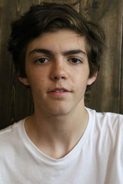 Tyler Sopland backdrop